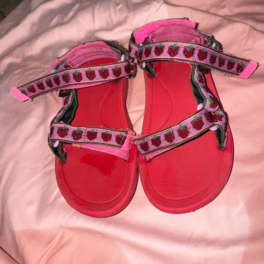 Kids strawberry tevas excellent used condition